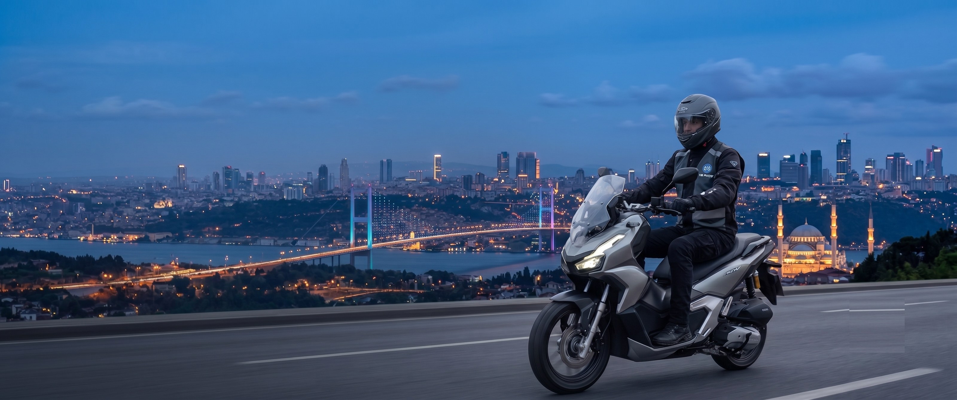 Yel Kurye — İstanbul'da gece moto kurye